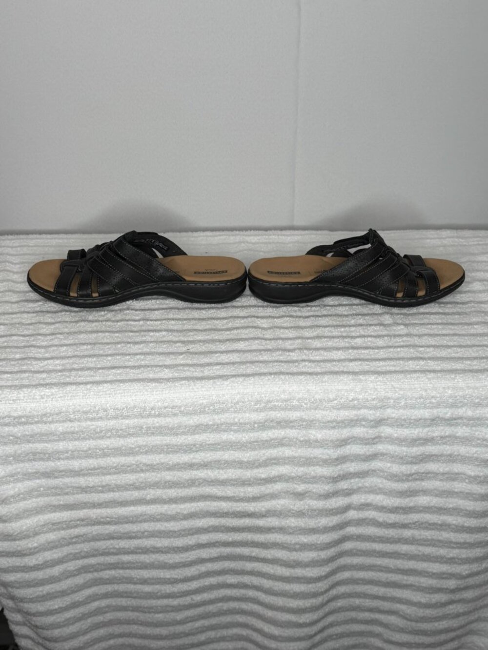 Collections by Clarks black slip on sandals - Picture 5 of 8